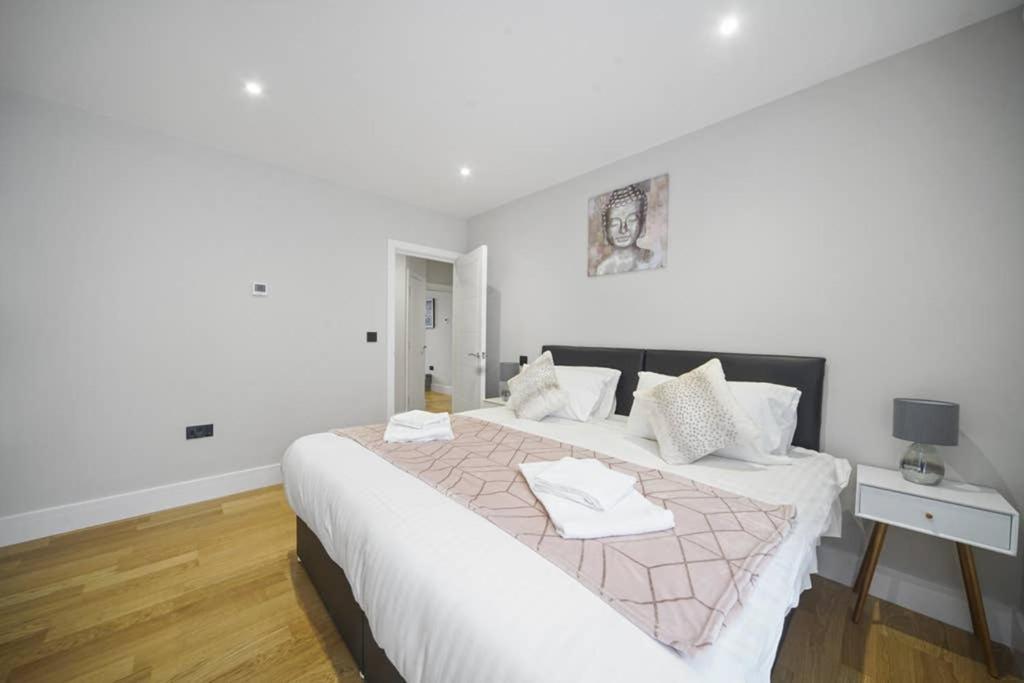 Flat 3 Bridge House Leilighet Staines-upon-Thames Eksteriør bilde
