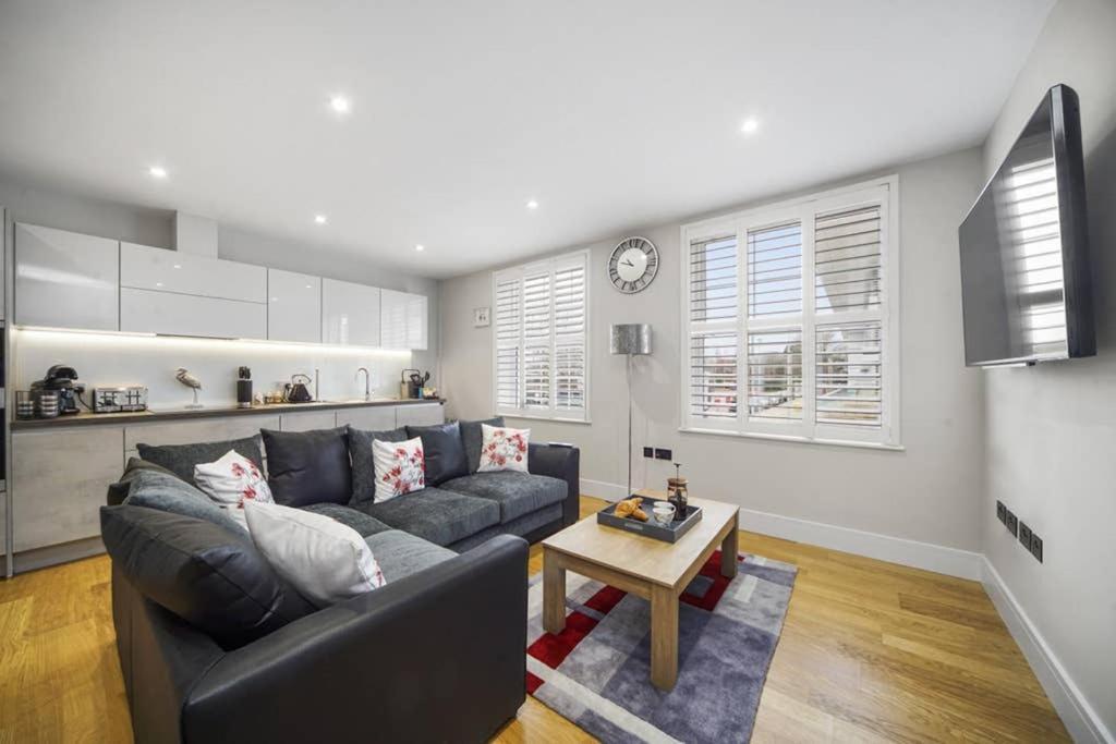 Flat 3 Bridge House Leilighet Staines-upon-Thames Eksteriør bilde