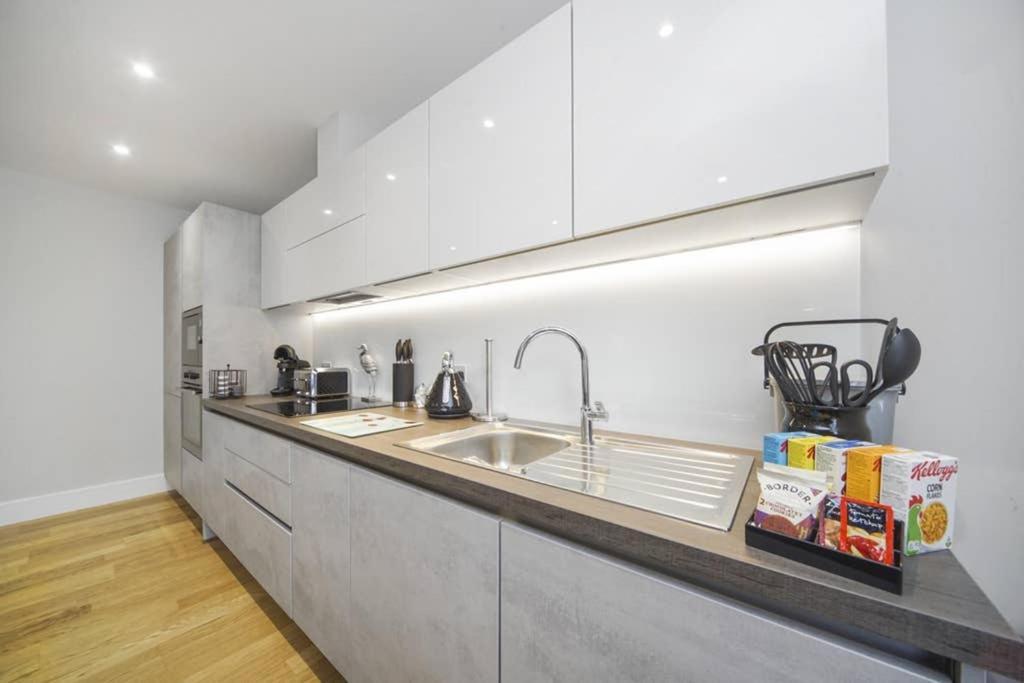 Flat 3 Bridge House Leilighet Staines-upon-Thames Eksteriør bilde